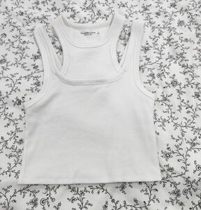 Abercrombie & Fitch layered look white tank top, perfect basic